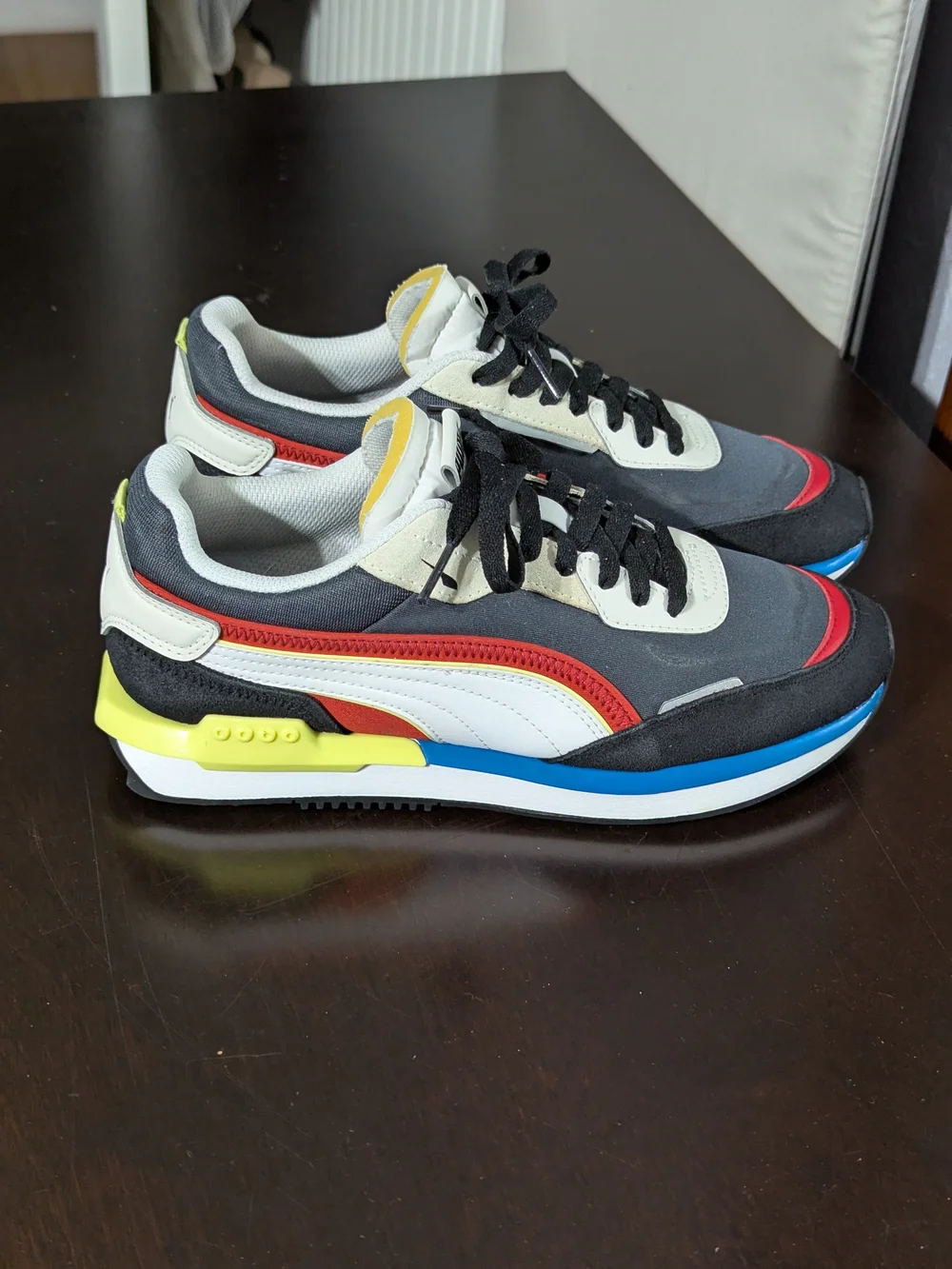 Puma Multicolor Low-Top Athletic Sneakers - Black/Gray/White/Red